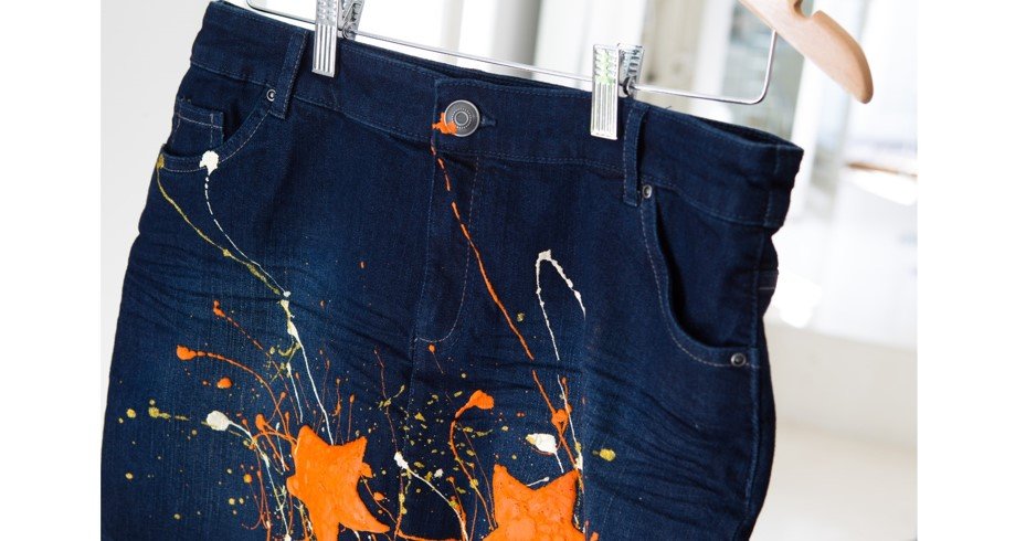 VIDÉO : Customisez votre jupe en jean avec SETACOLOR