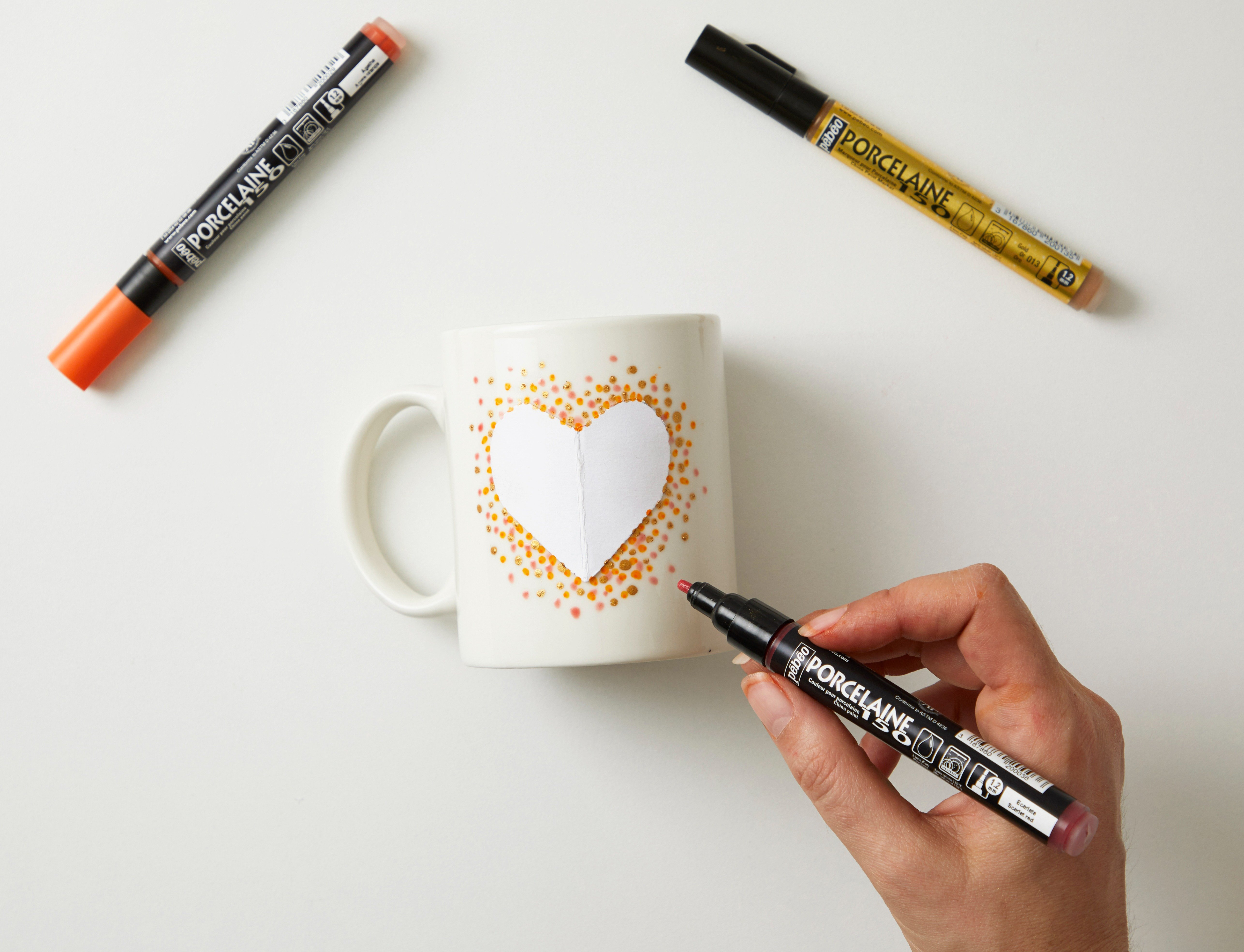 Paint your own ceramic mug with Pebeo Porcelaine