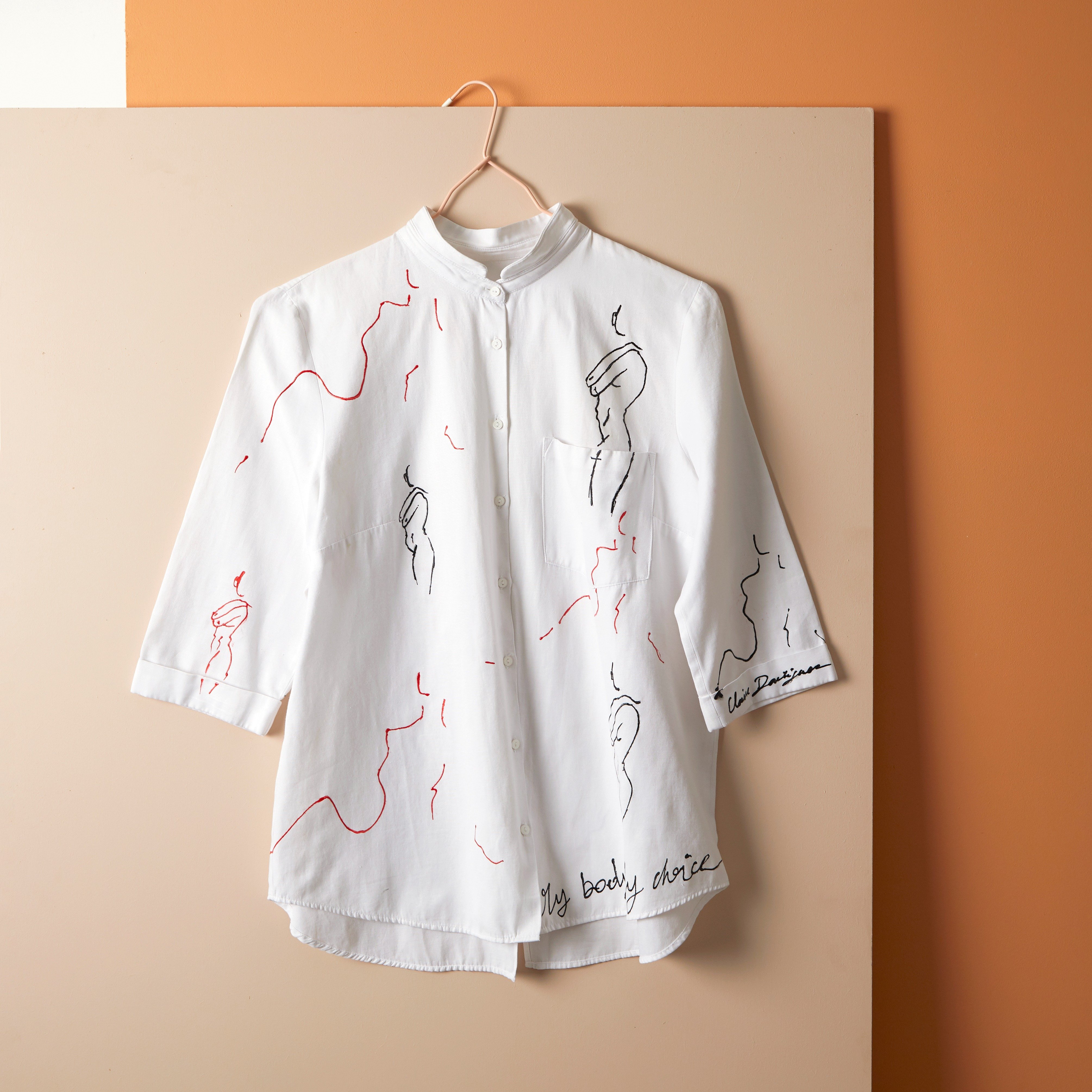 chemise customisé avec peinture