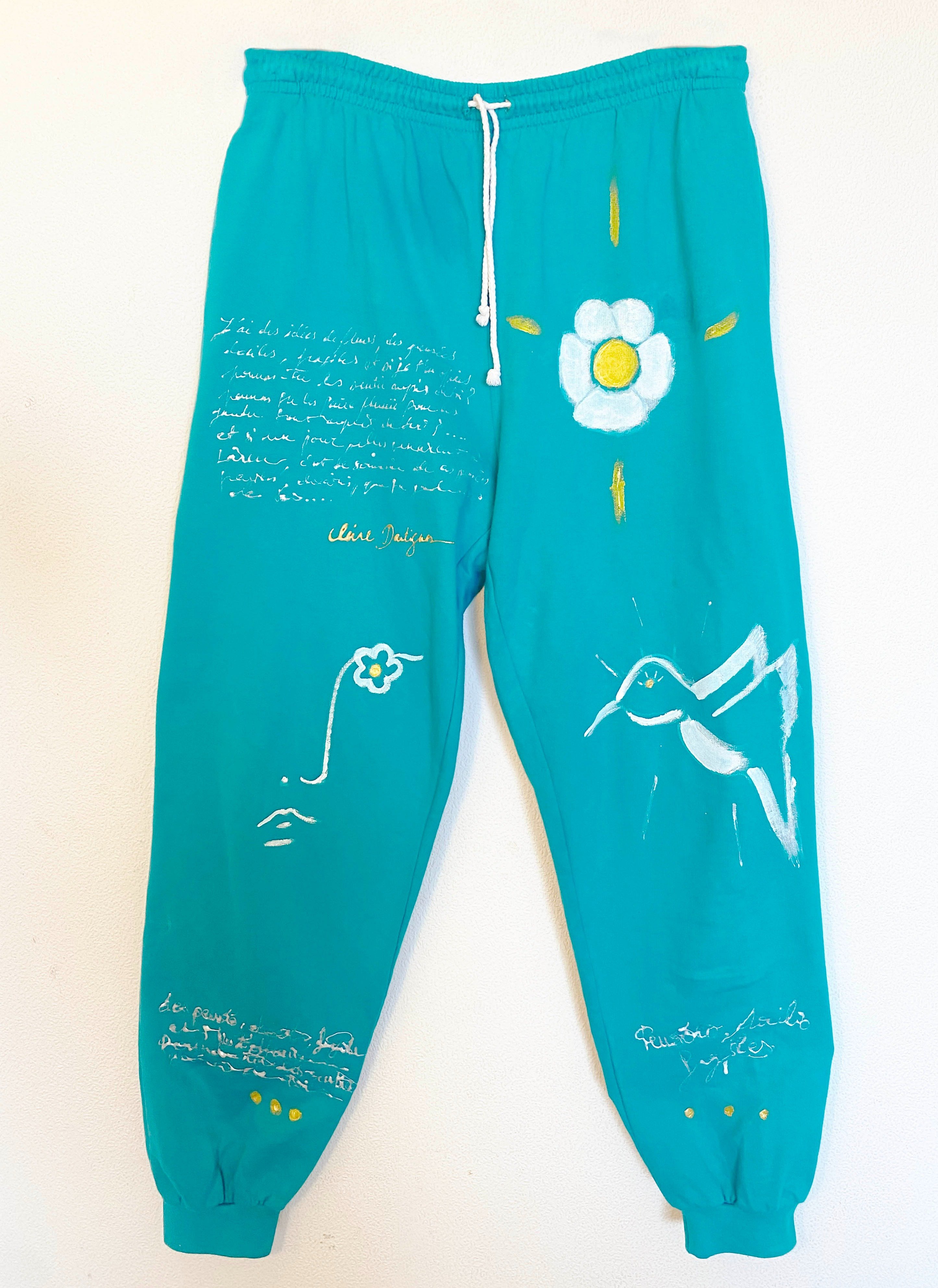 DIY upcycling jogging avec motifs blancs