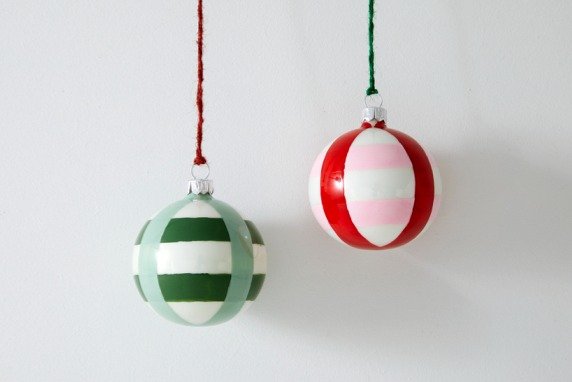 décoration de boules de Noël en céramique